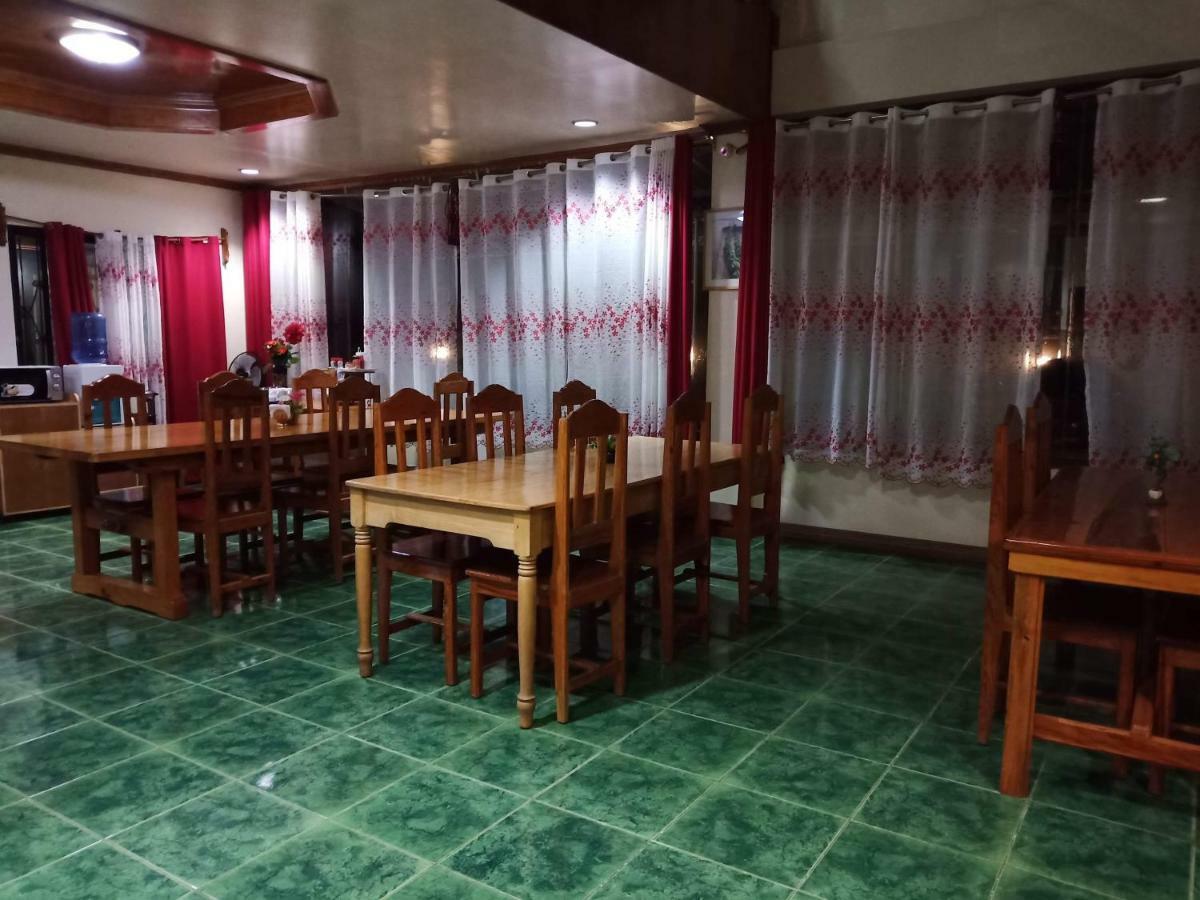 Trekkers Lodge And Cafe Банауе Екстериор снимка